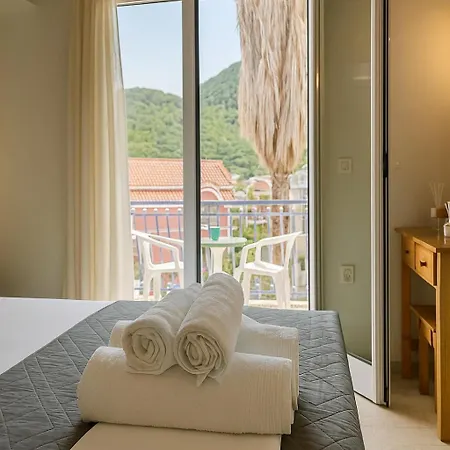 Anemos & Aparthotel 2*