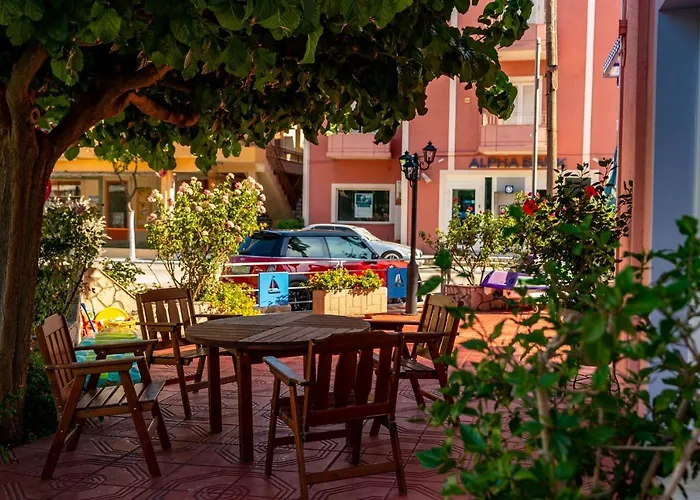 Aparthotel Anemos &