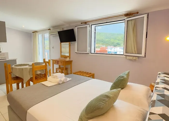 Anemos & Aparthotel