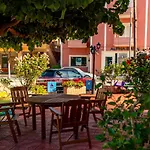 Hotel de apartamente Anemos &