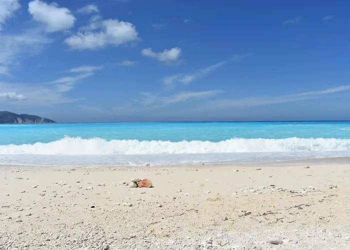 Aparthotel Anemos & 3*