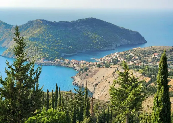 Aparthotel Anemos & 3*