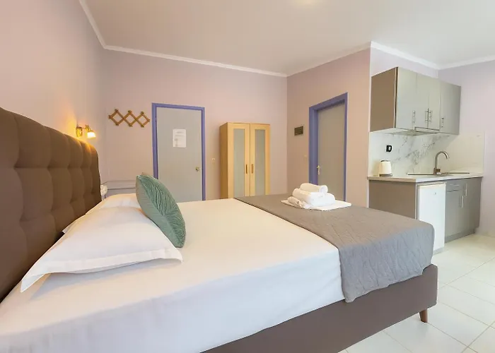 Anemos & Aparthotel