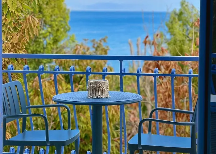 Anemos & Aparthotel 3*