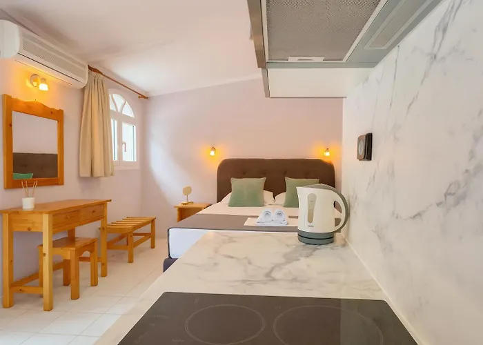 Anemos & Aparthotel Poros (Kefalonia)